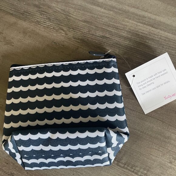 Thirty One - Picture 4 of 4